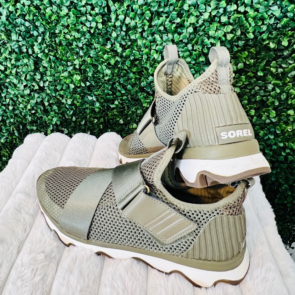 Sorel Kinetic Sneak Slip-On Sneakers - Sage Green - Size 8